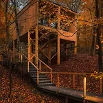 Treehouses Apartmán *