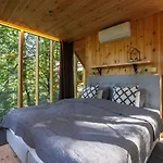 Treehouses Apartmán