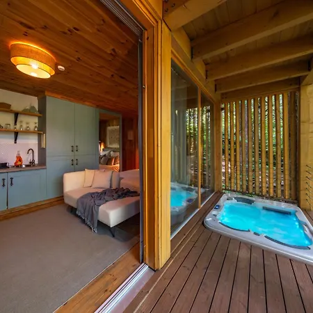 Treehouses Apartment