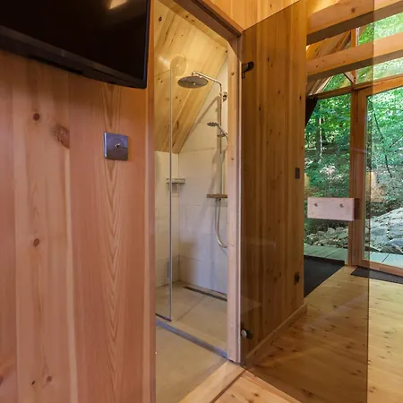 Apartment Treehouses